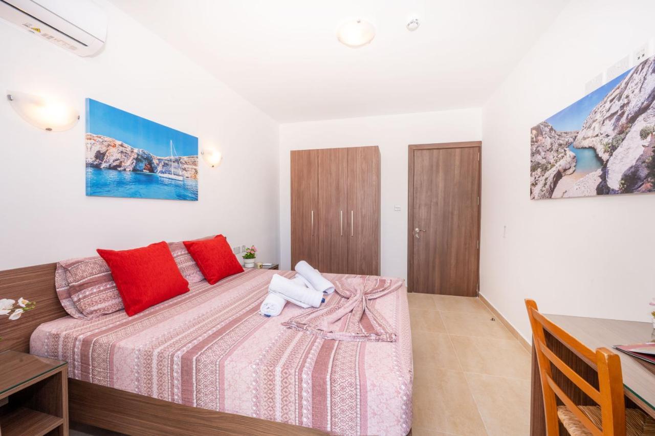 Sea Bliss Apartments With Terrace Just Off Seafront In St Paul'S Bay - By Getawaysmalta St. Paul's Bay Ngoại thất bức ảnh