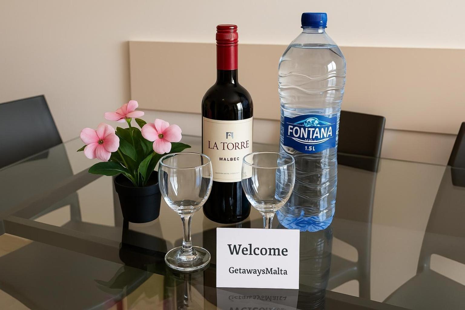 Sea Bliss Apartments With Terrace Just Off Seafront In St Paul'S Bay - By Getawaysmalta St. Paul's Bay Ngoại thất bức ảnh