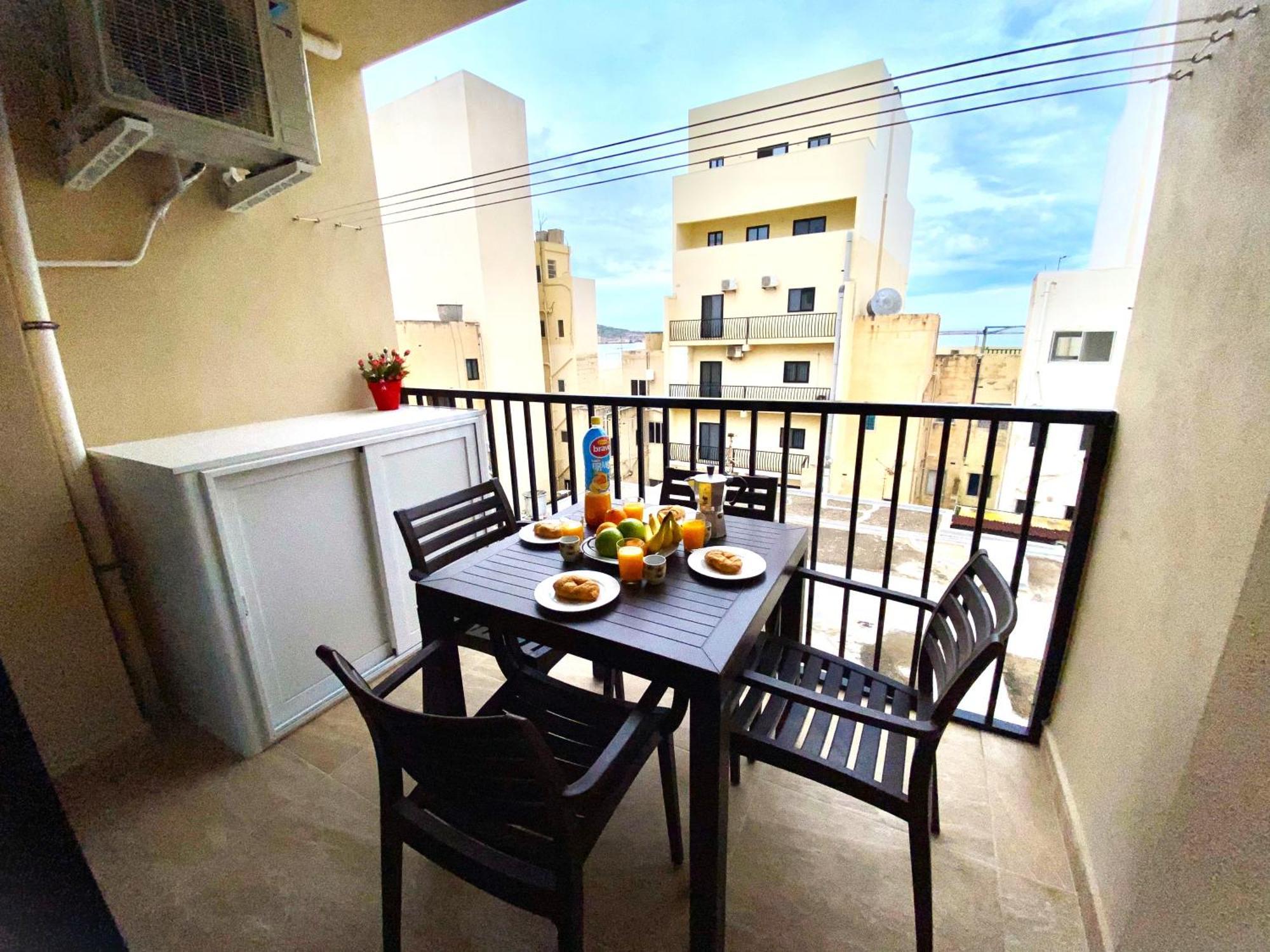 Sea Bliss Apartments With Terrace Just Off Seafront In St Paul'S Bay - By Getawaysmalta St. Paul's Bay Ngoại thất bức ảnh