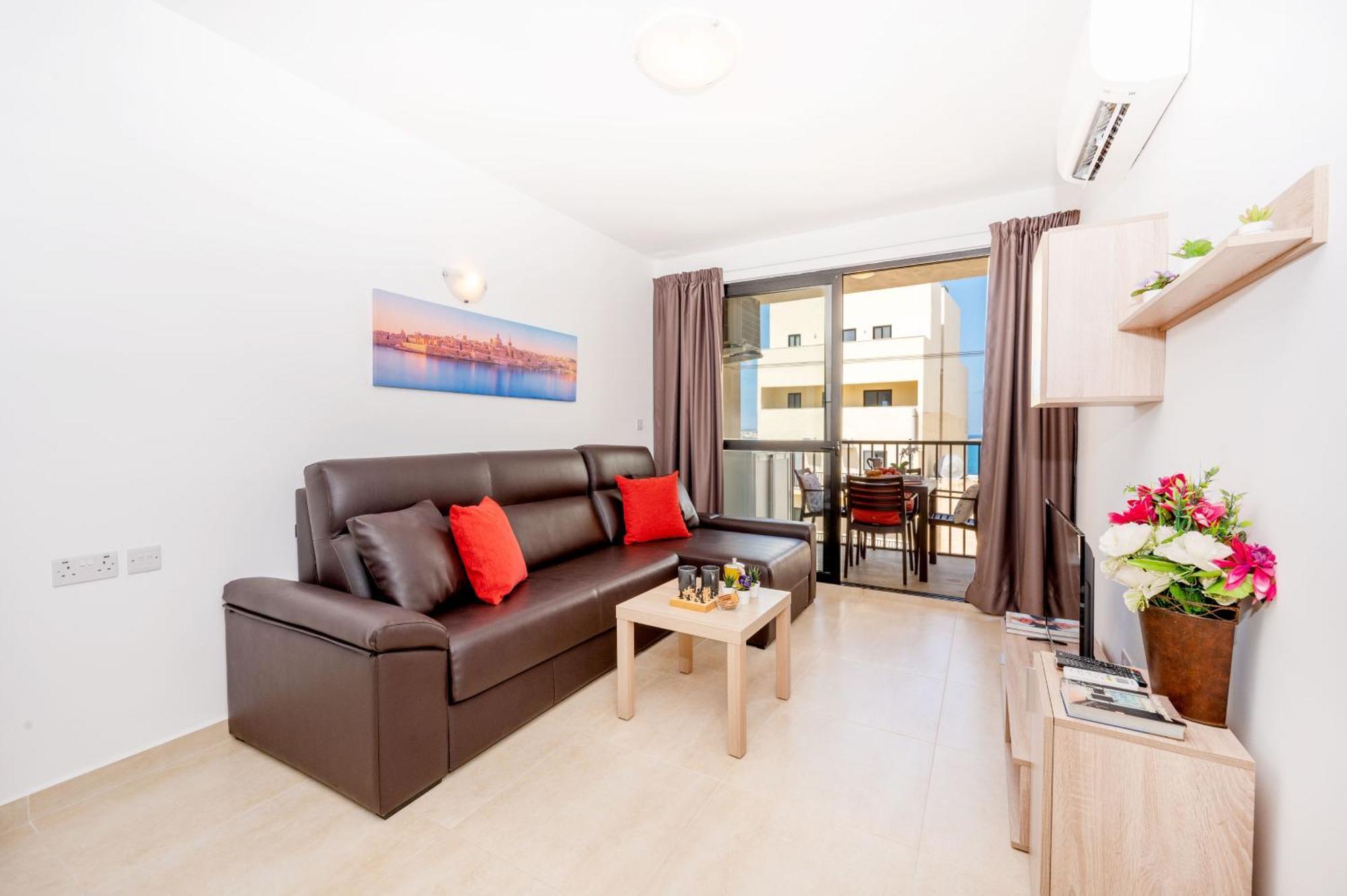 Sea Bliss Apartments With Terrace Just Off Seafront In St Paul'S Bay - By Getawaysmalta St. Paul's Bay Ngoại thất bức ảnh